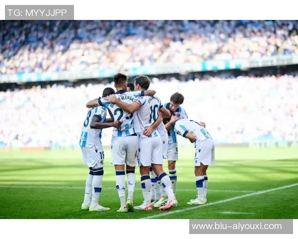 两边不讨好,瓦伦VS塞维赛后主裁判遭双方主帅声讨 两边不讨好,瓦伦VS塞维赛后主裁判遭双方主帅声讨