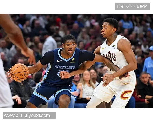 进攻受阻!灰熊半场无人得分上双,三分命中率仅为13.3% 进攻受阻!灰熊半场无人得分上双,三分命中率仅为13.3%